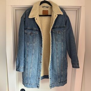 Levi’s midi Sherpa Lined Denim Jacket